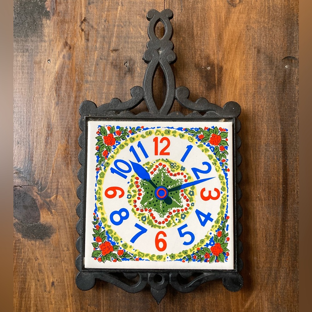 Lobeco Clock Cast Iron Retro Vintage Trivet - Made in Japan - Great Condition